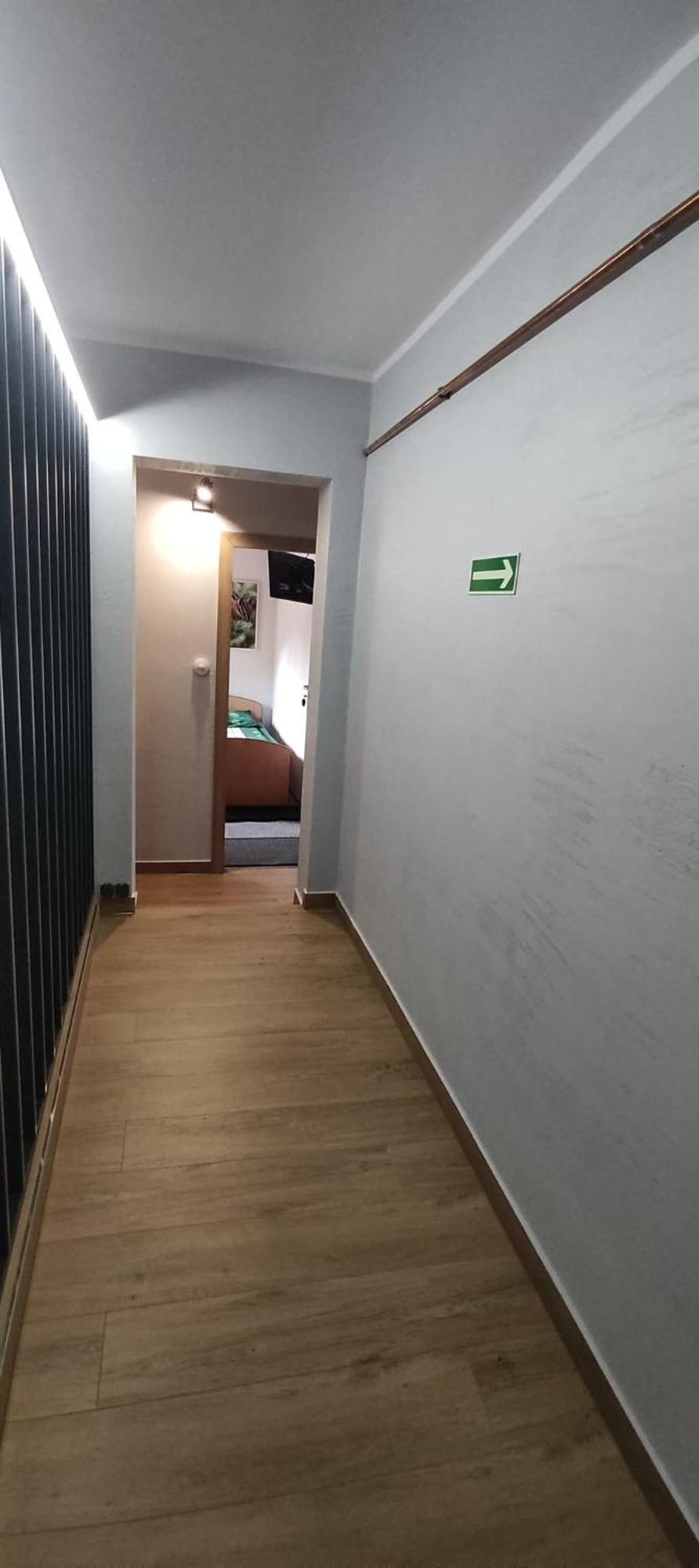 Noclegi I Restauracja Gracja Belchatow Bagian luar foto